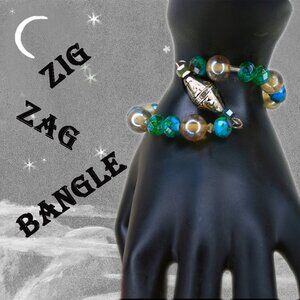 Green Bangle NEW Design, One of a kind " ZIG-ZAG " Bracelet with Sparkle